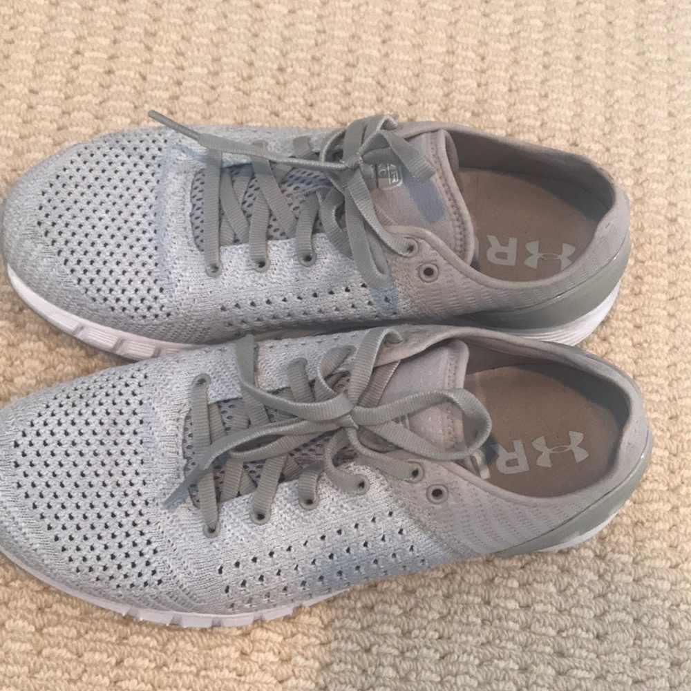 Comfy Hovr sneakers!